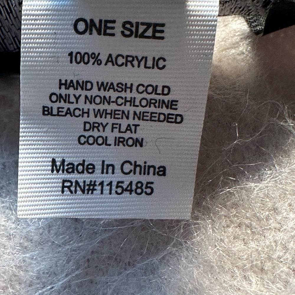 Simply Vera Vera Wang  White  and Black Ombré  Poncho Sweater - Picture 7 of 7